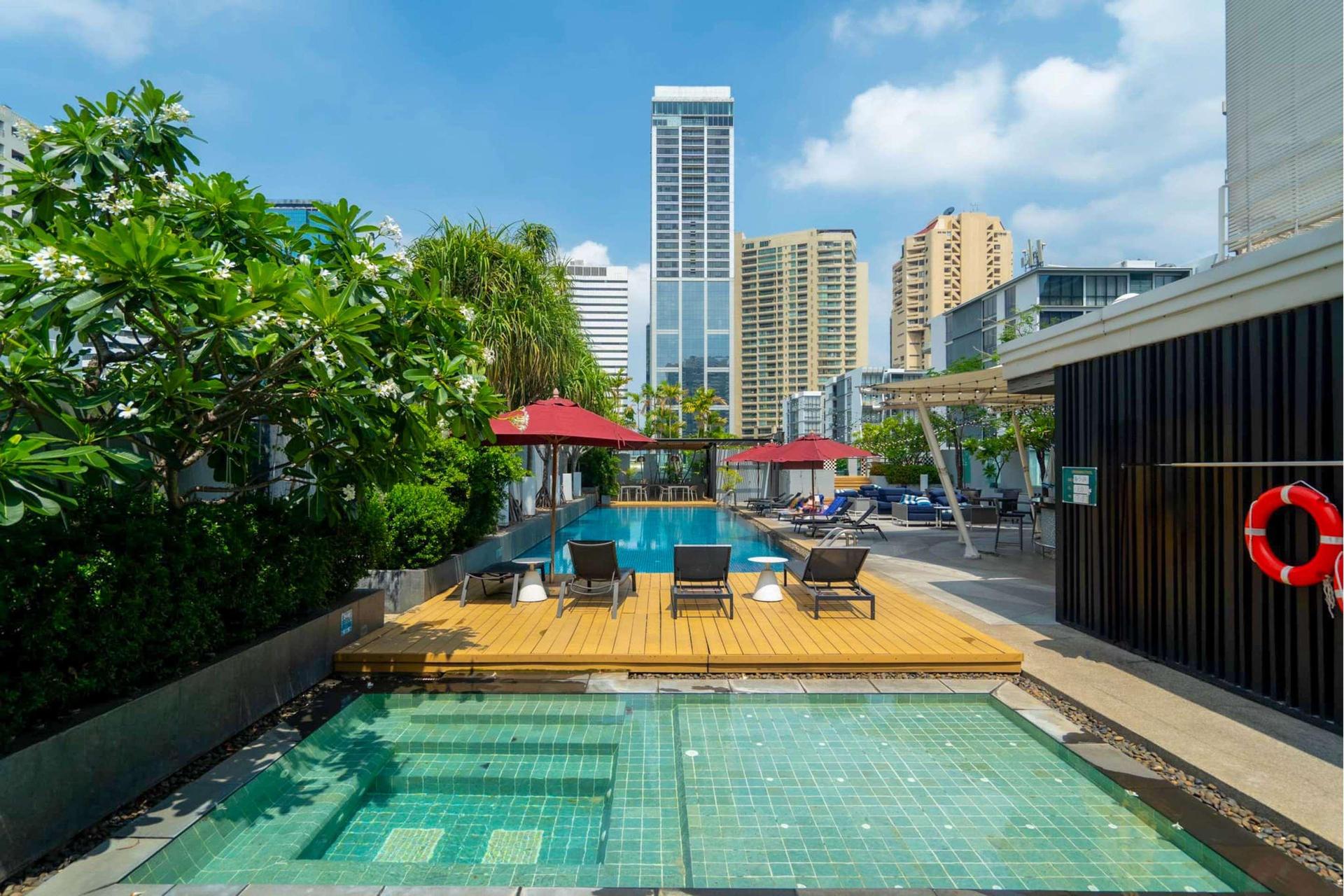 Outdoor pool area at Park Plaza Bangkok