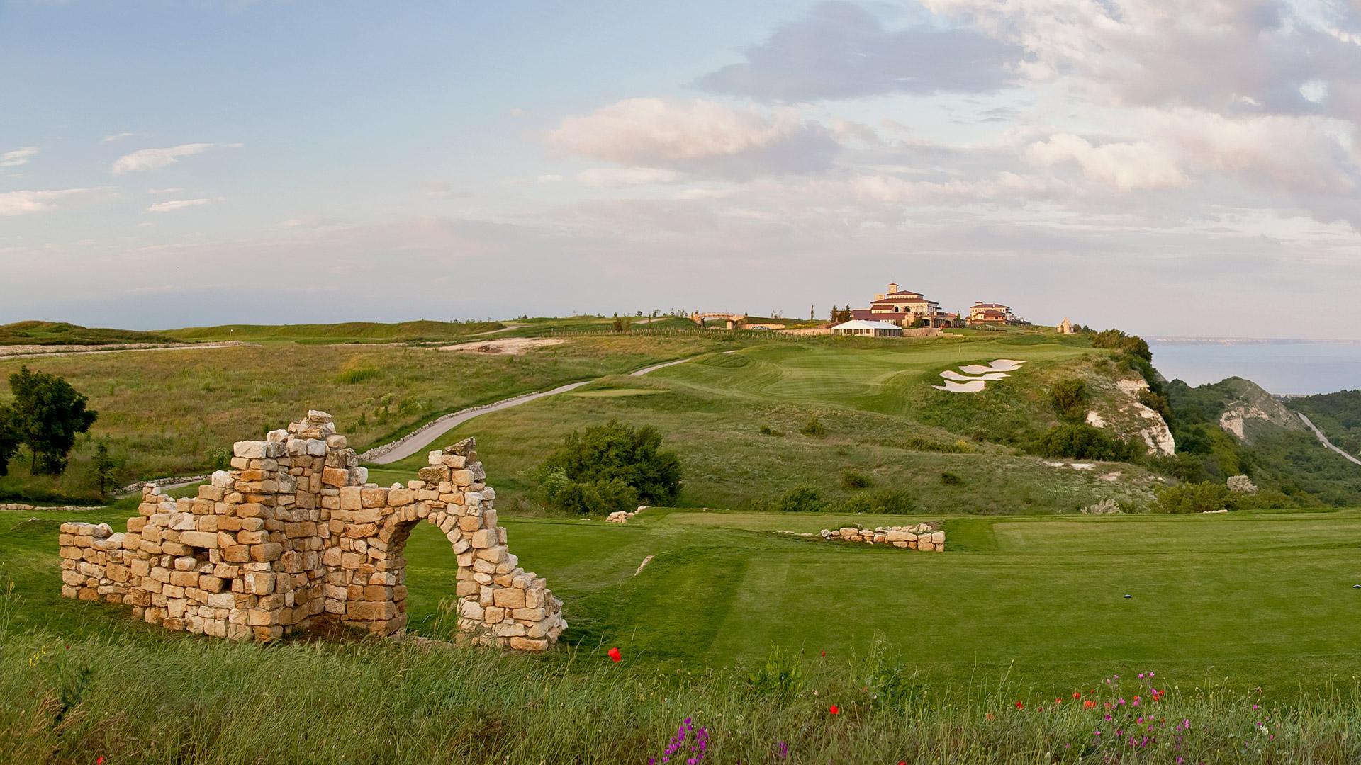 A straight long fairway leading towards the BlackSeaRama Golf & Villas clubhouse