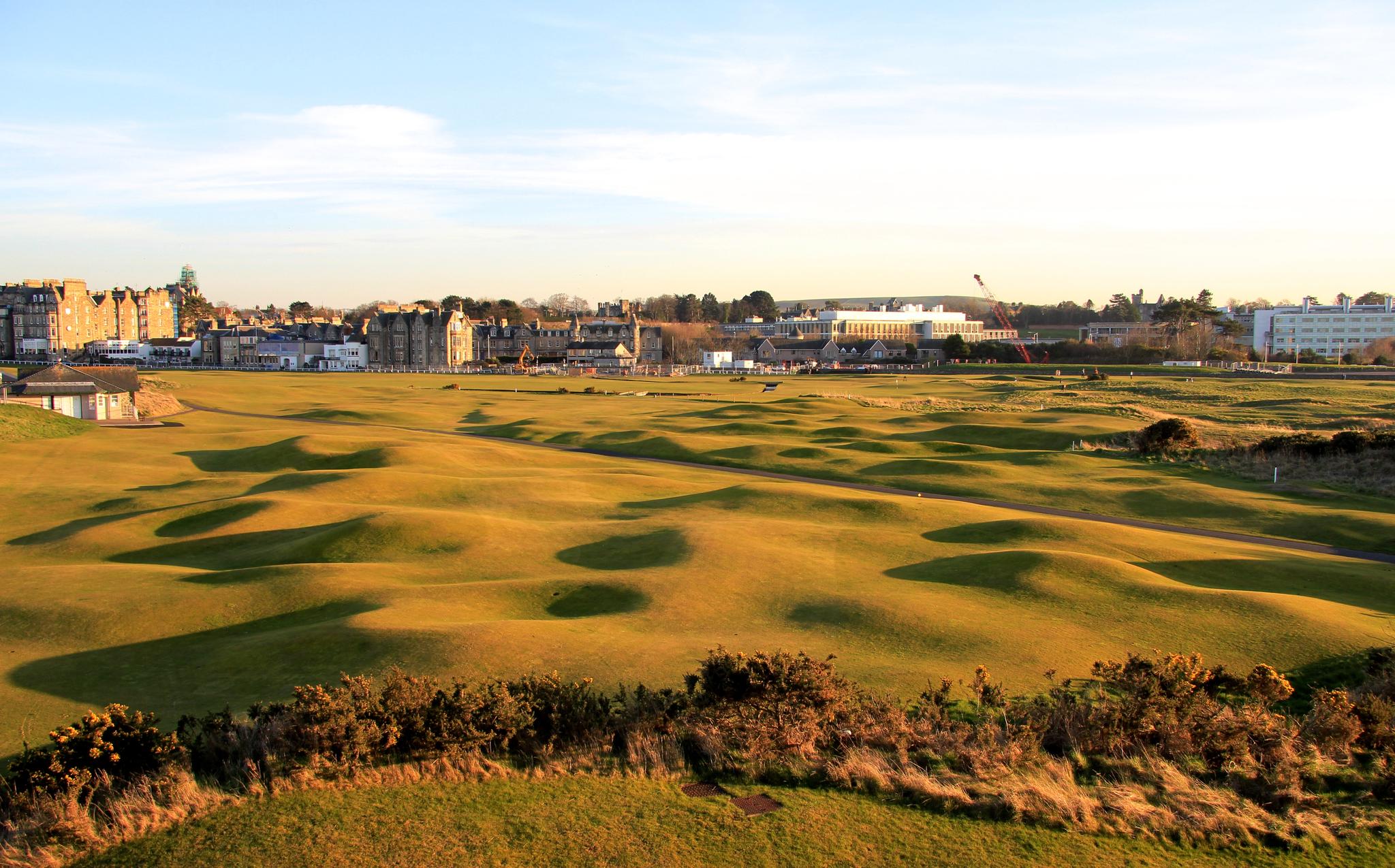 Discover the Old Course at St Andrews