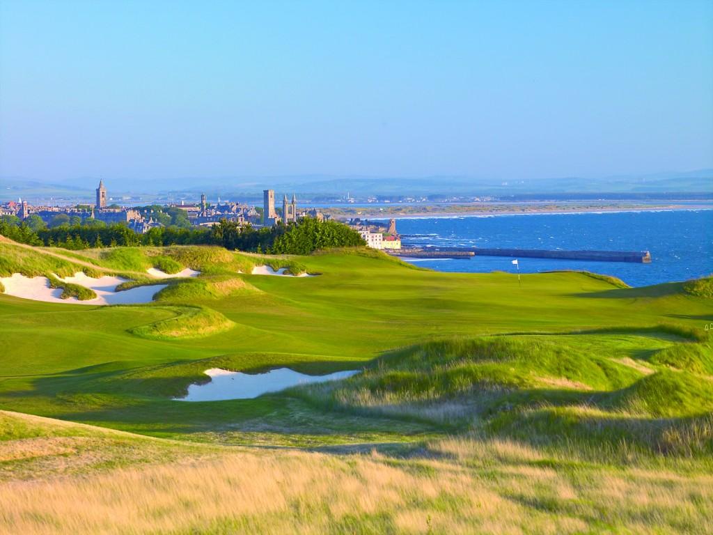 Elevated views of the course overlooking the town of St Andrews and the sweeping coastline.