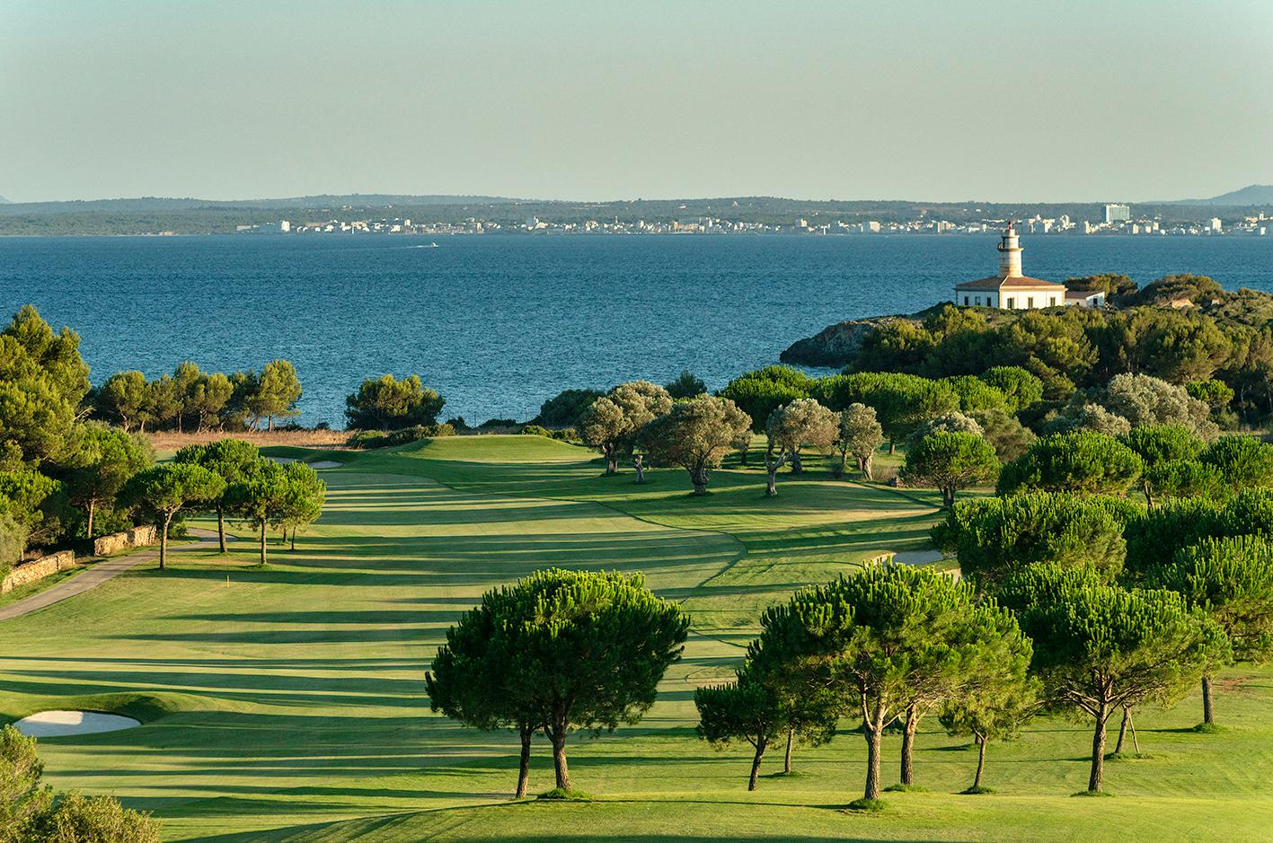 Tree-lined fairway overlooking the ocean